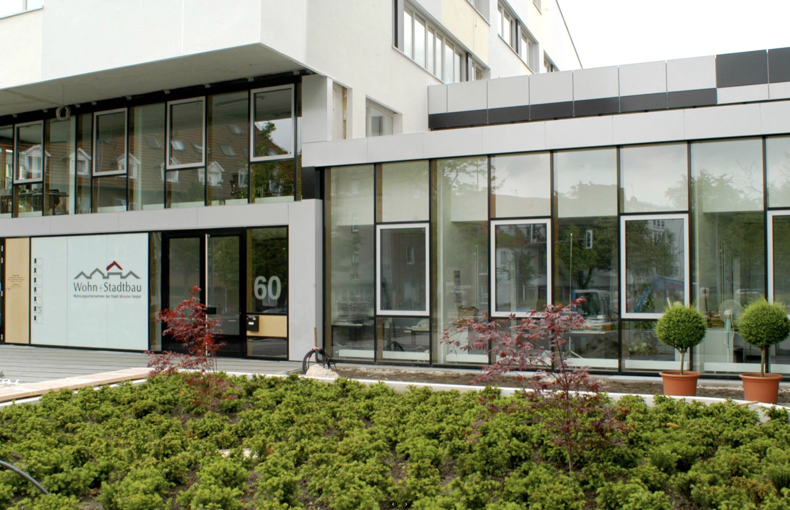 Eingang der Wohn+Stadtbau GmbH, Steinfurter Straße 60