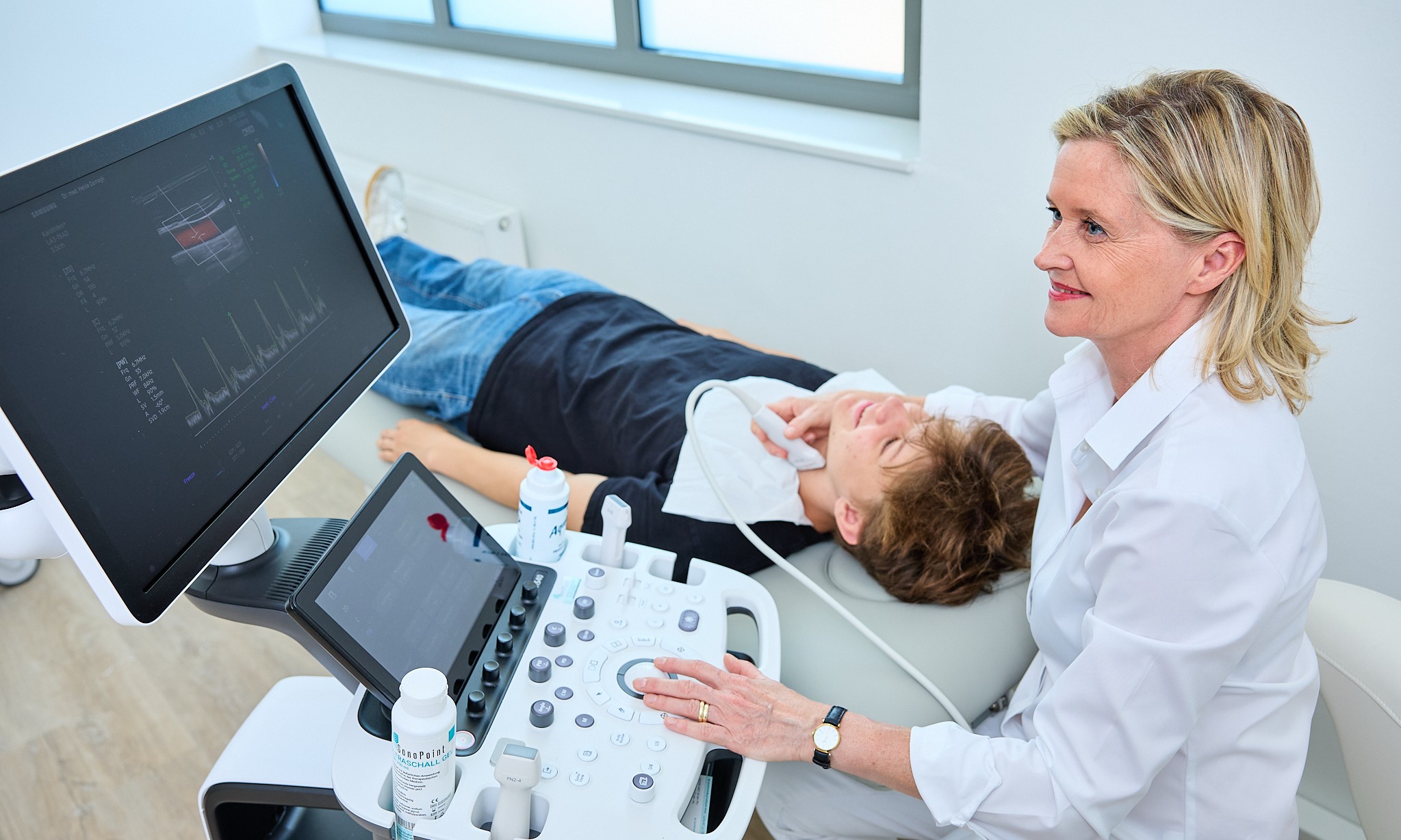 Ultraschalldiagnostik der Gefäße Illustration